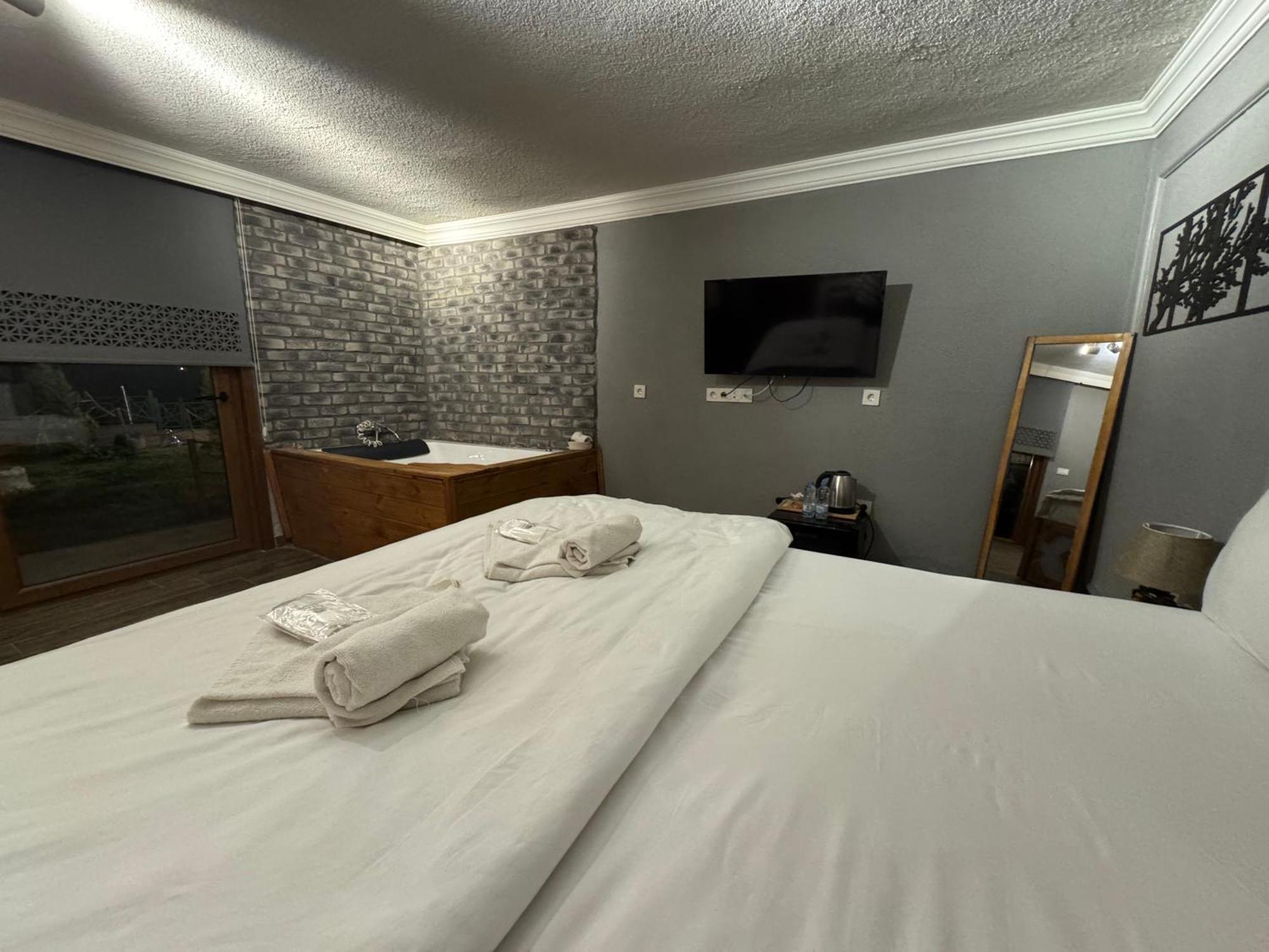 Tas Mahall Luxury Hotel Ağva Extérieur photo