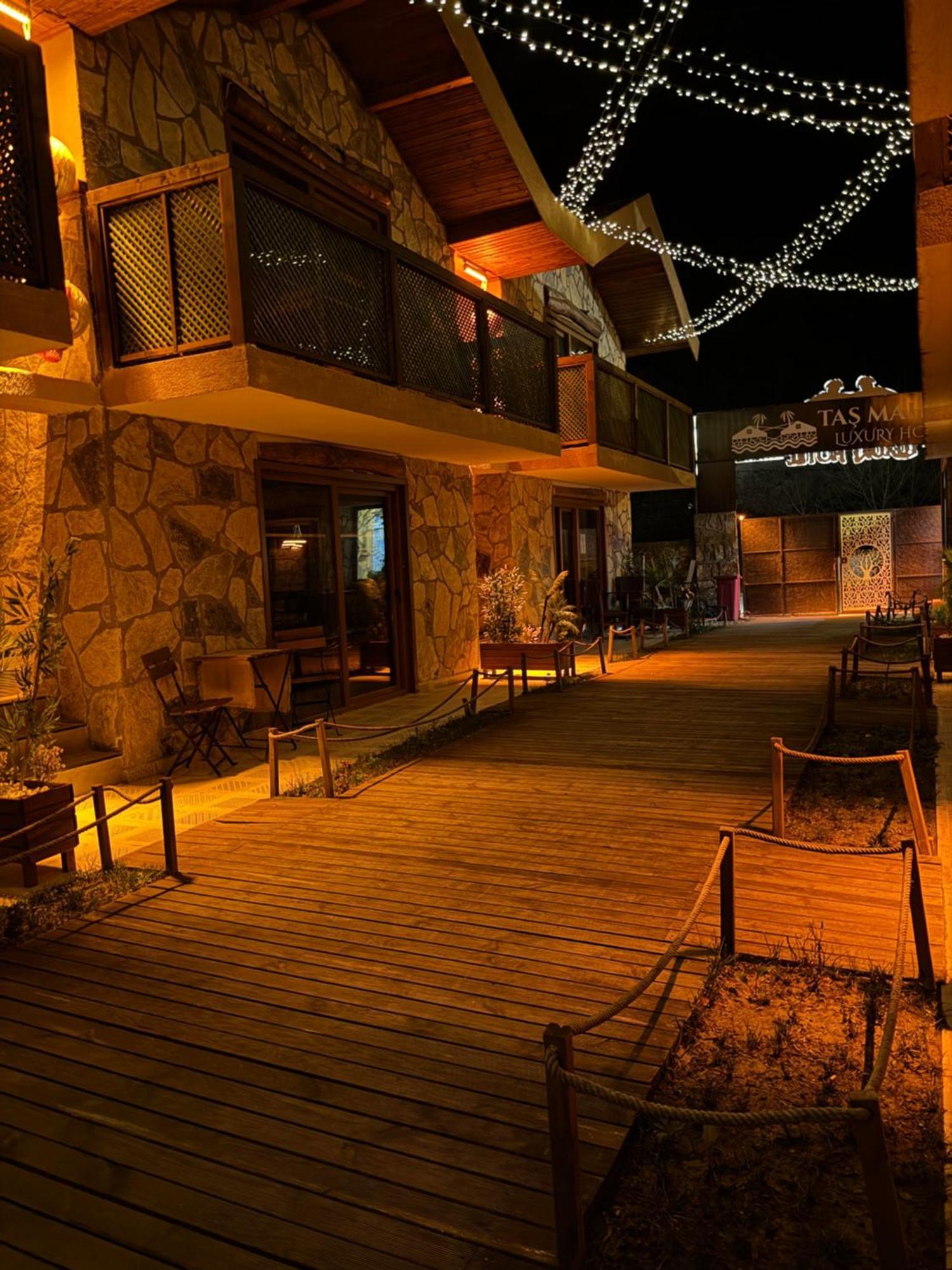 Tas Mahall Luxury Hotel Ağva Extérieur photo